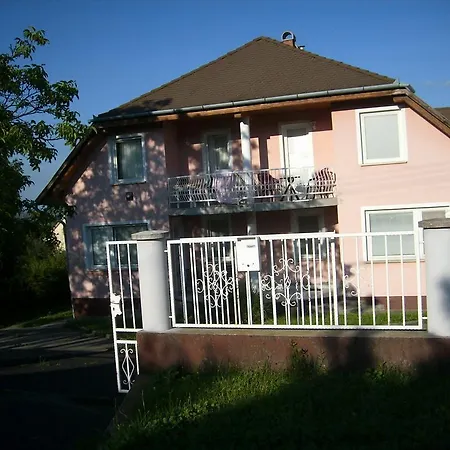 Апартаменты Porat House *